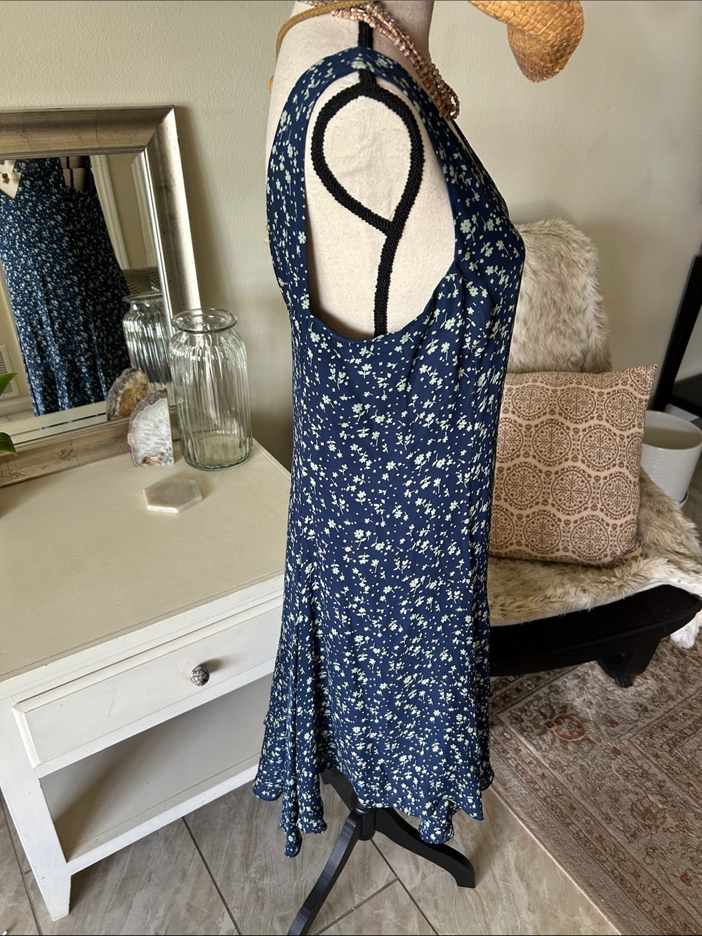 Polo Ralph Lauren blue floral silk v neck sleeveless handkerchief, midi dress 8 - Picture 8 of 13